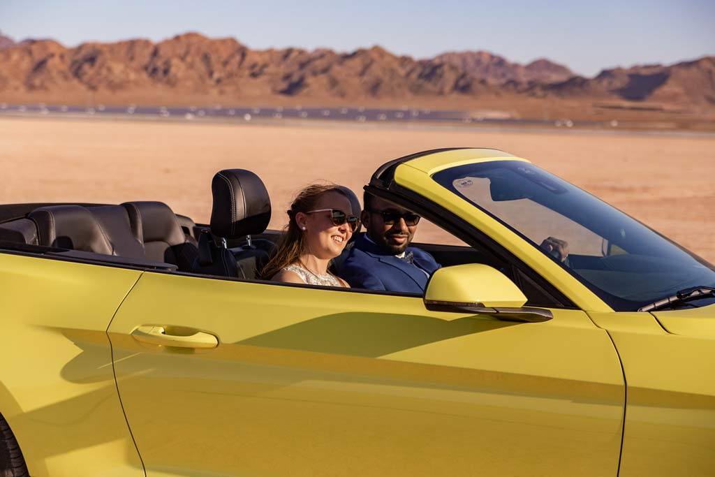 doing donuts on the dry lake bed in las vegas for an elopement