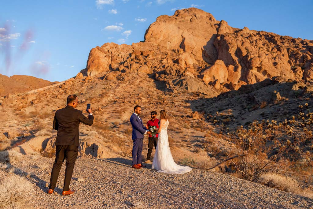 las vegas elopement in the canyon with one guest