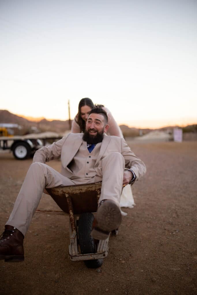 how to elope in nelson's ghost town